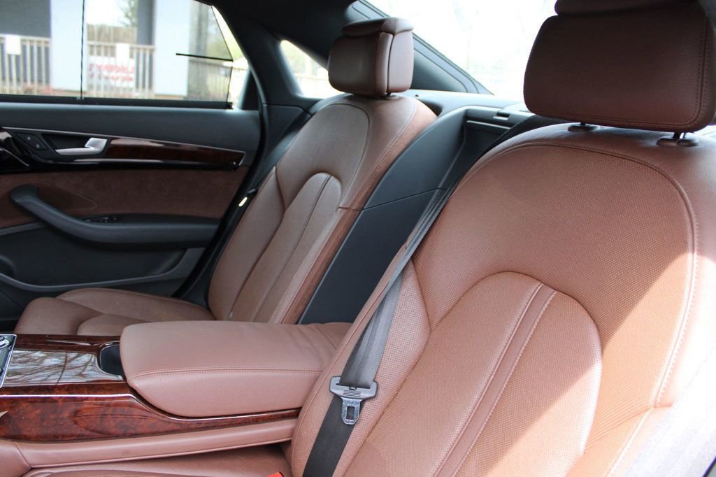 Used 2012 Audi A8 L 4.2 image 28