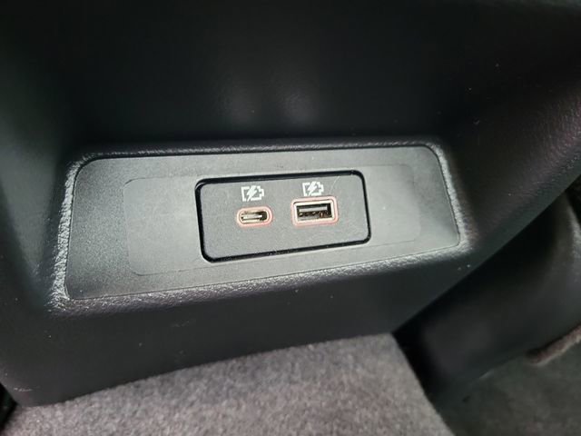 Used 2025 Nissan Altima 2.5 SR AWD/4WD image 11