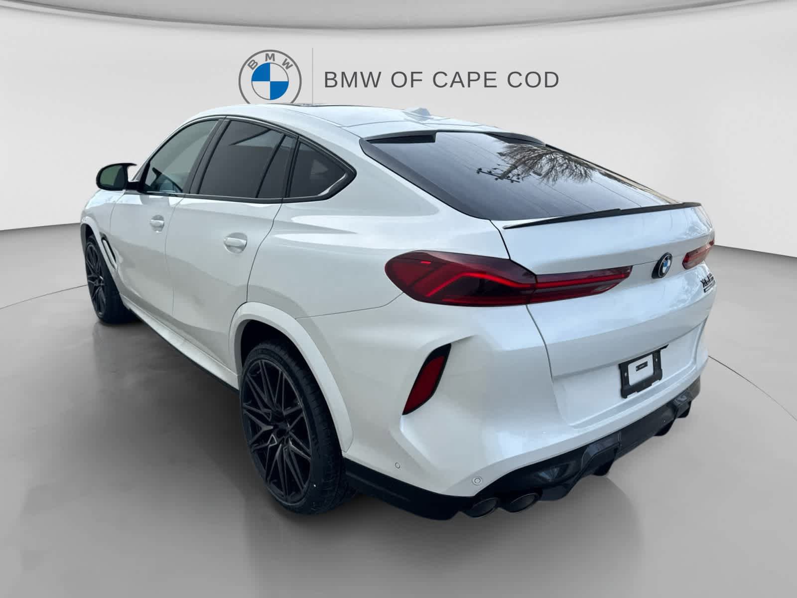 Used 2026 BMW X6 M Competition w/ Executive Package AWD/4WD image 6