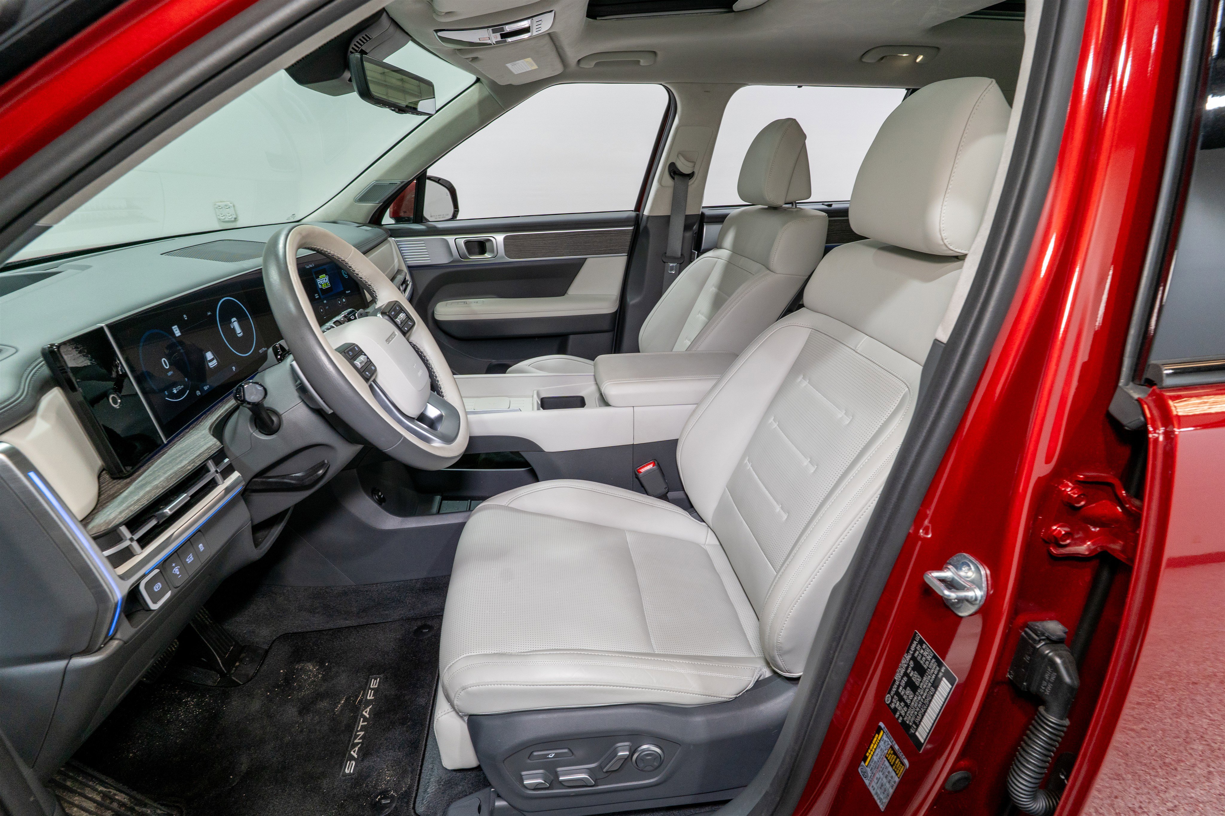 Used 2025 Hyundai Santa Fe Calligraphy image 17