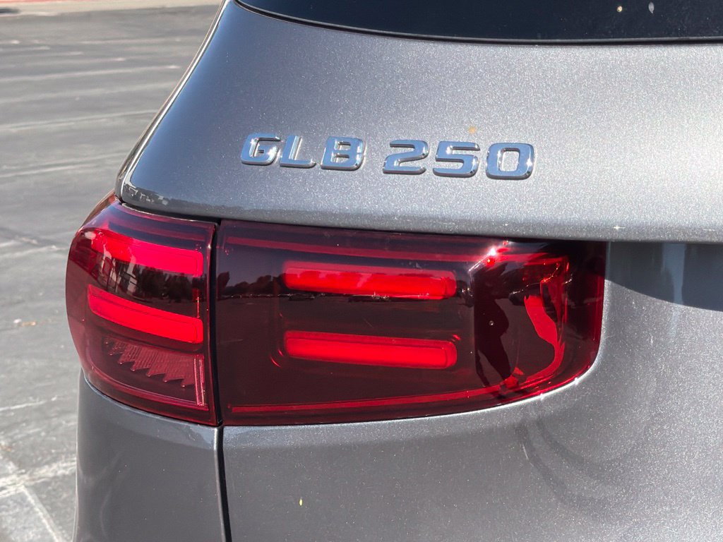 New 2026 Mercedes-Benz GLB 250 4MATIC image 13