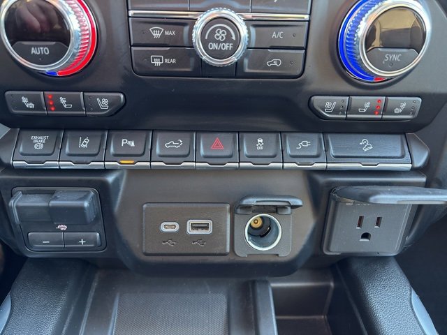 Used 2021 GMC Sierra 3500 Denali w/ Denali Ultimate Package image 39