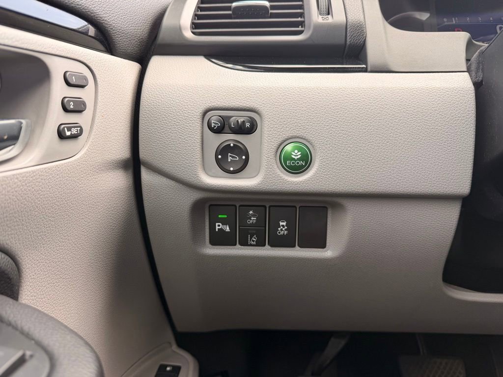 Used 2021 Honda Pilot Elite image 23