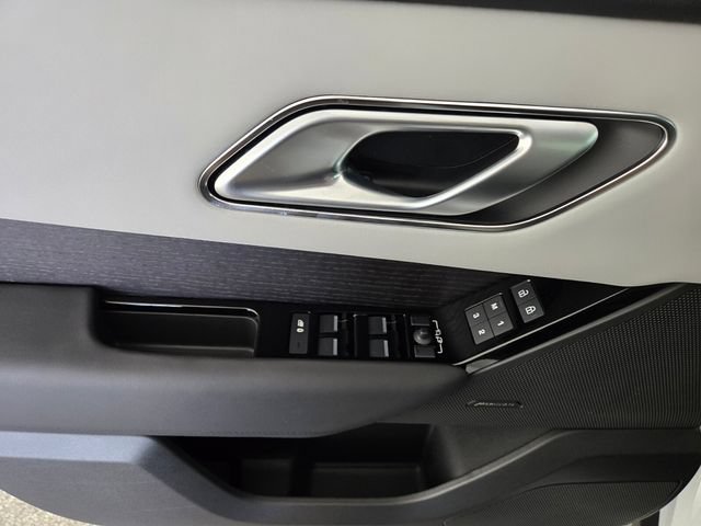 Used 2026 Land Rover Range Rover Velar Dynamic SE AWD/4WD image 20