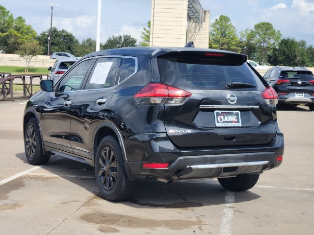 Used 2017 Nissan Rogue S FWD image 5