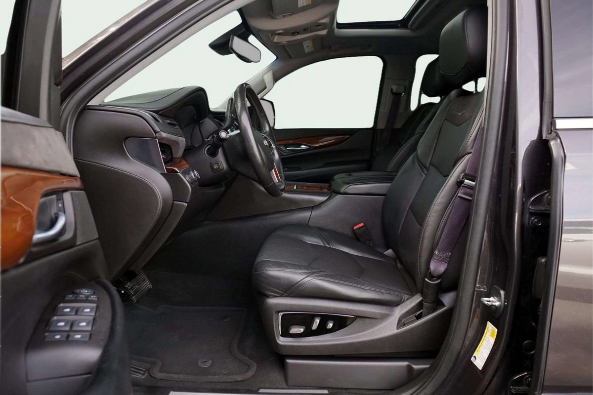 Used 2015 Cadillac Escalade ESV Luxury AWD/4WD image 20