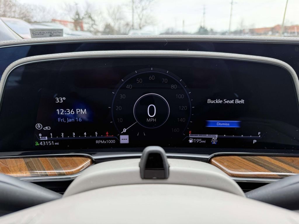 Certified 2024 Cadillac Escalade ESV Sport Platinum w/ LPO, ONYX Package image 31