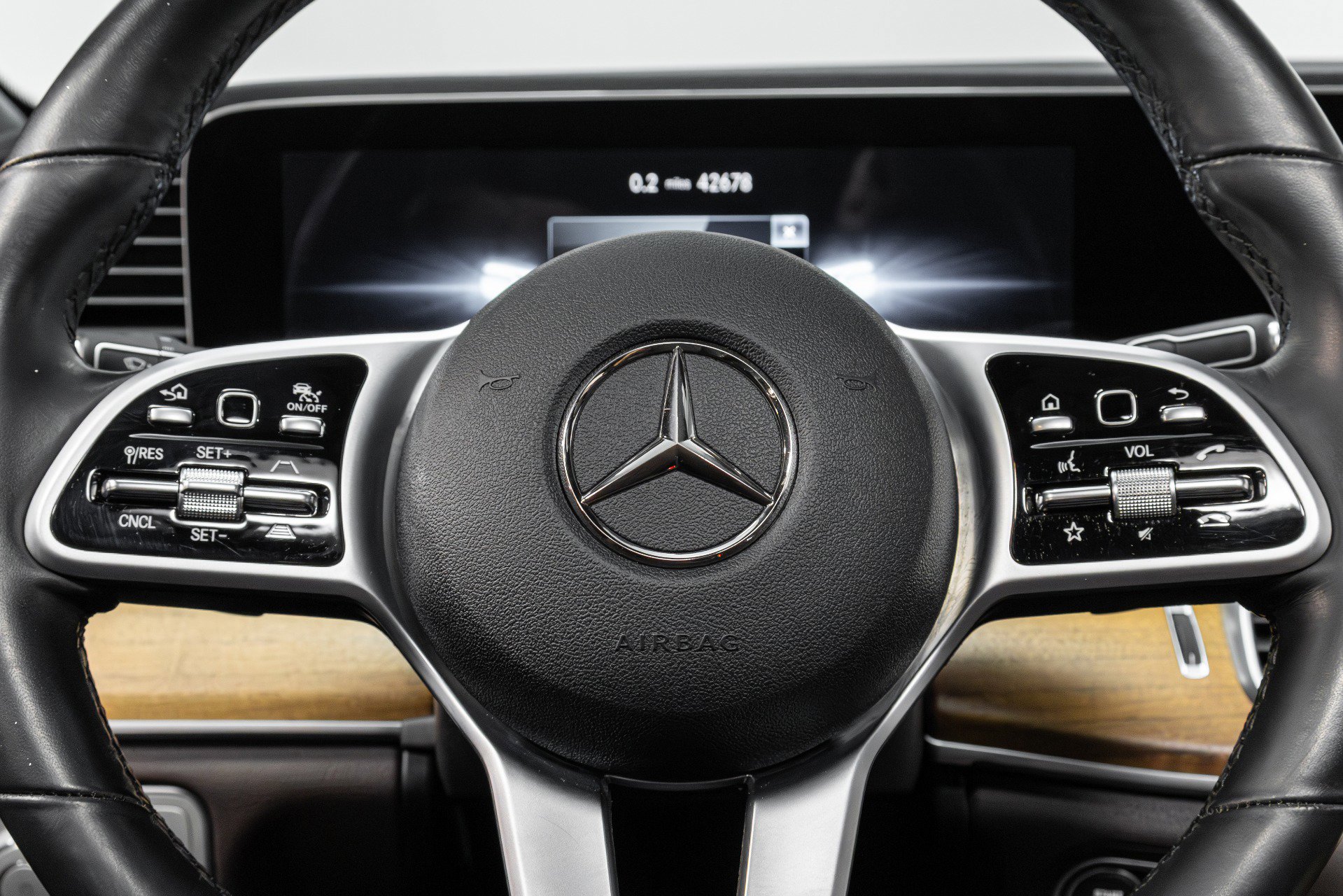 Used 2021 Mercedes-Benz GLE 350 4MATIC image 52