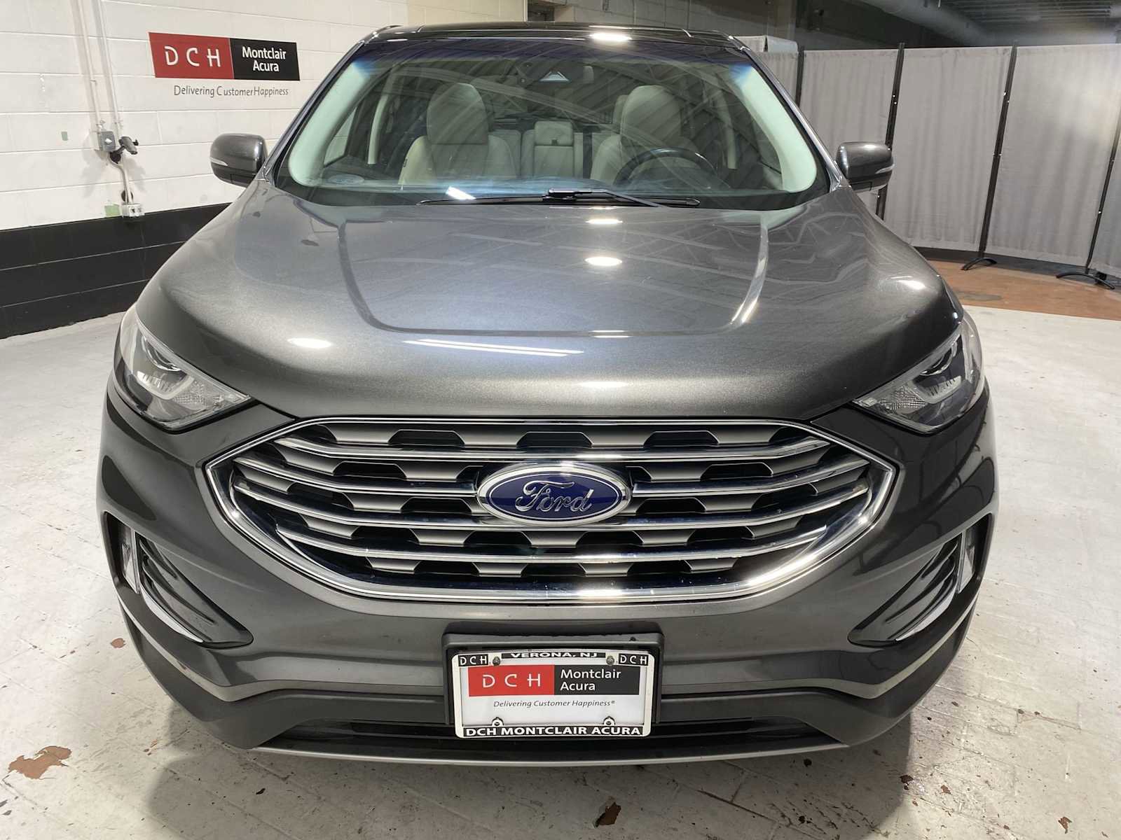 Used 2019 Ford Edge Titanium w/ Cold Weather Package image 6