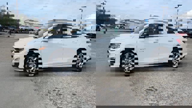 Used 2024 Chevrolet Malibu LT image 5