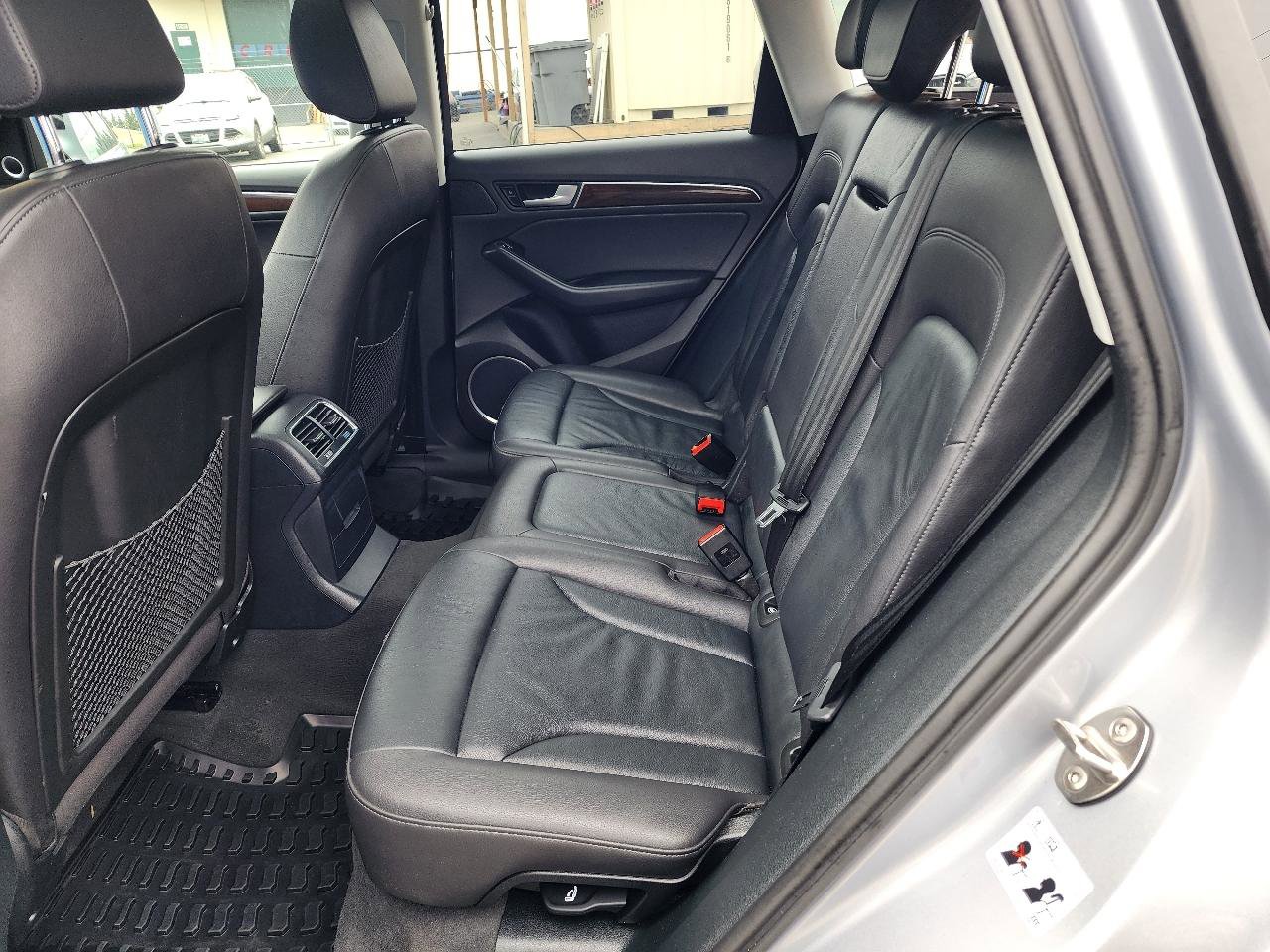 Used 2016 Audi Q5 2.0T Premium Plus w/ Technology Package AWD/4WD image 23