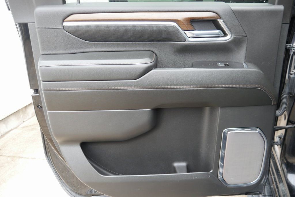 Used 2024 Chevrolet Silverado 2500 High Country w/ High Country Premium Package image 33