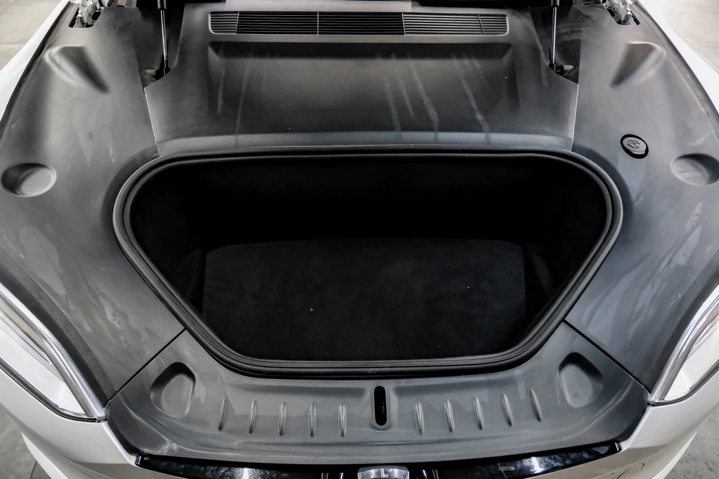 Used 2022 Tesla Model S AWD/4WD image 58
