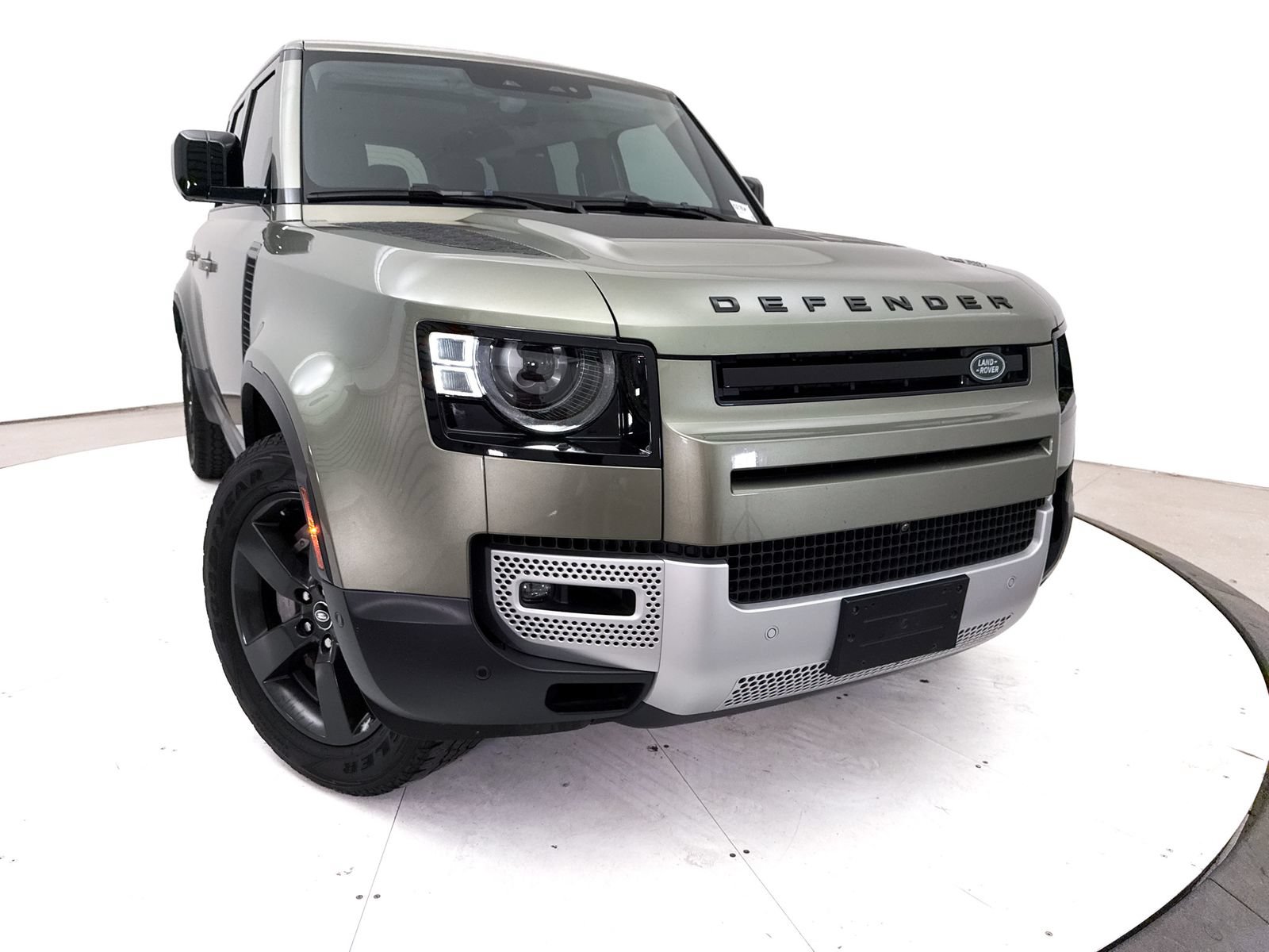 Used 2022 Land Rover Defender 110 SE AWD/4WD image 8