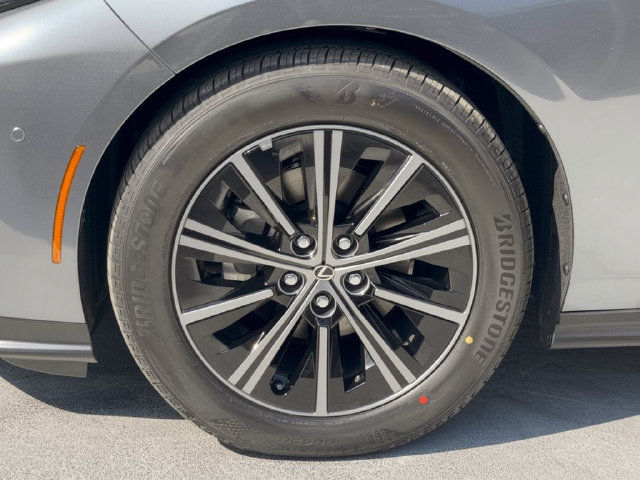 New 2026 Lexus ES 350h w/ Accessory Package (Z2) FWD image 11