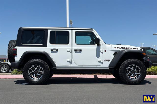 Used 2026 Jeep Wrangler Unlimited Rubicon AWD/4WD image 3