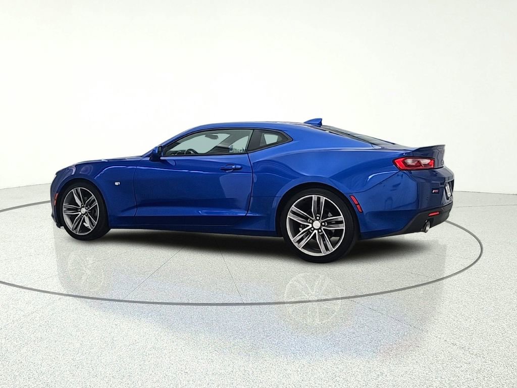 Used 2016 Chevrolet Camaro LT RWD image 5