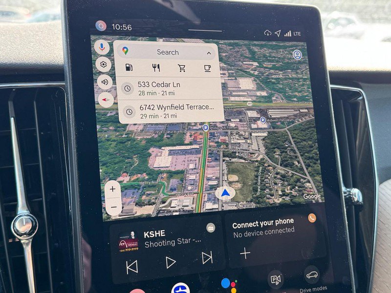 New 2026 Volvo XC60 B5 Plus w/ Protection Package Premier image 14