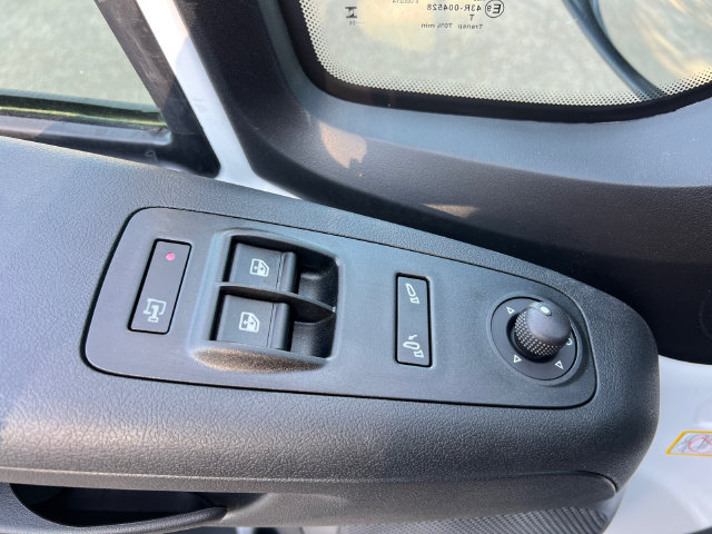 New 2026 RAM ProMaster 1500 w/ Convenience Group FWD image 9