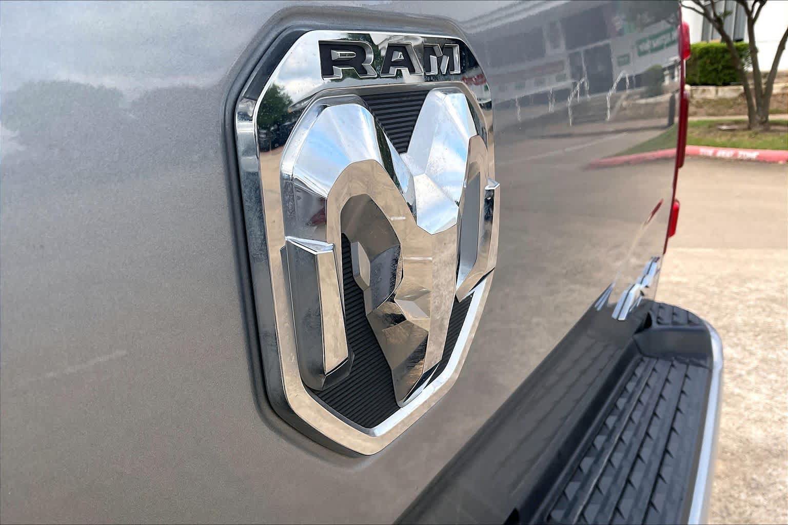 Used 2024 RAM 2500 Laramie AWD/4WD image 31