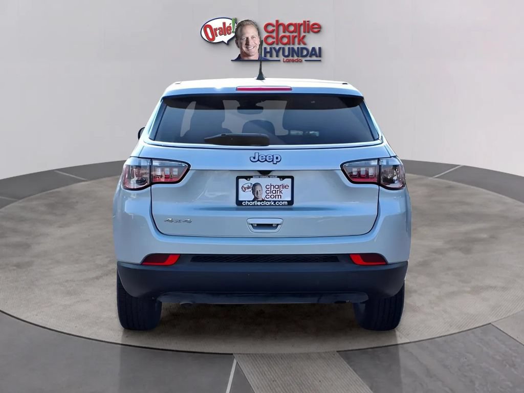 Used 2025 Jeep Compass Sport AWD/4WD image 4