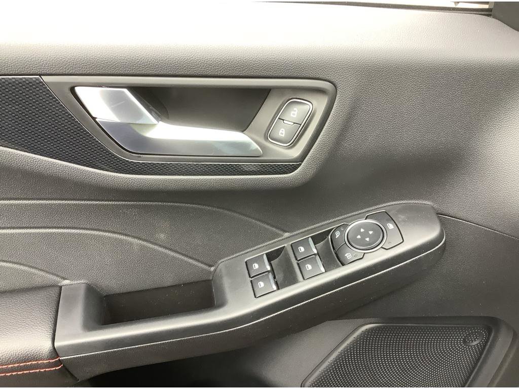 New 2025 Ford Escape ST-Line w/ Equipment Group 301A image 12