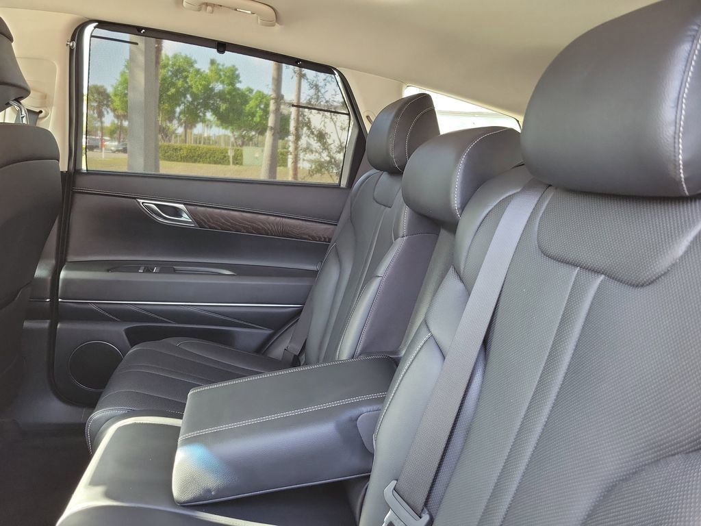 Used 2021 Genesis GV80 2.5T image 16
