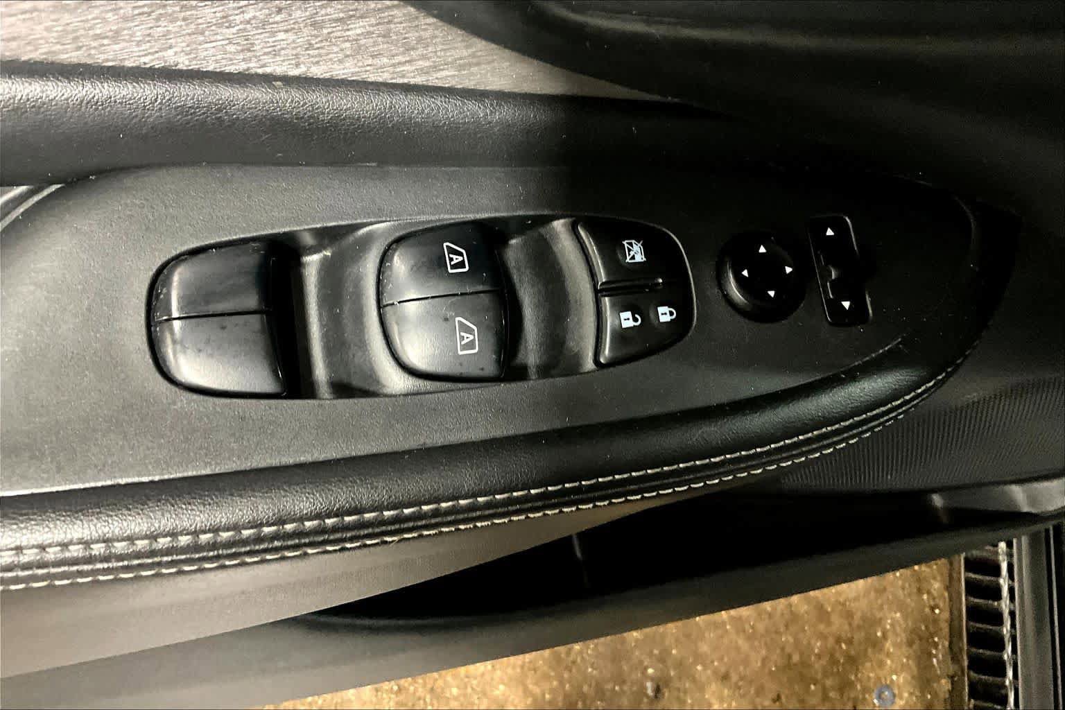 Used 2020 Nissan Murano S w/ Technology Package image 30