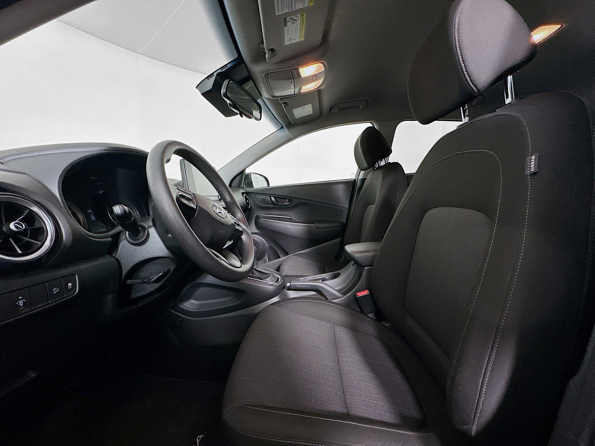 Used 2023 Hyundai Kona SEL w/ Cargo Package image 10