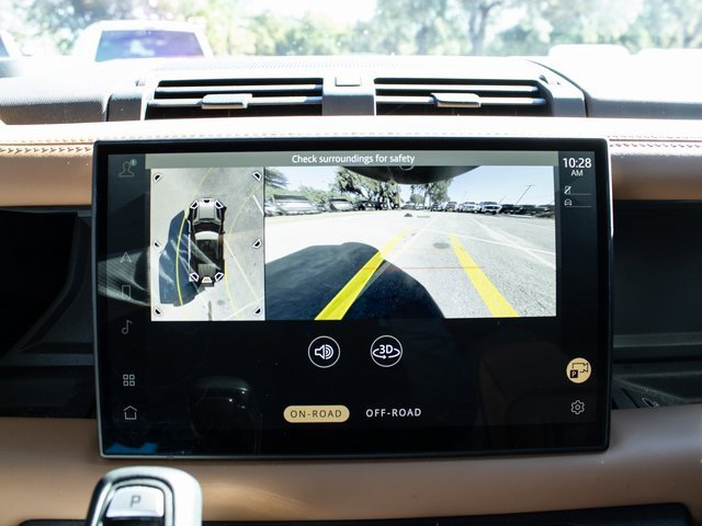 Used 2024 Land Rover Defender 110 X image 15