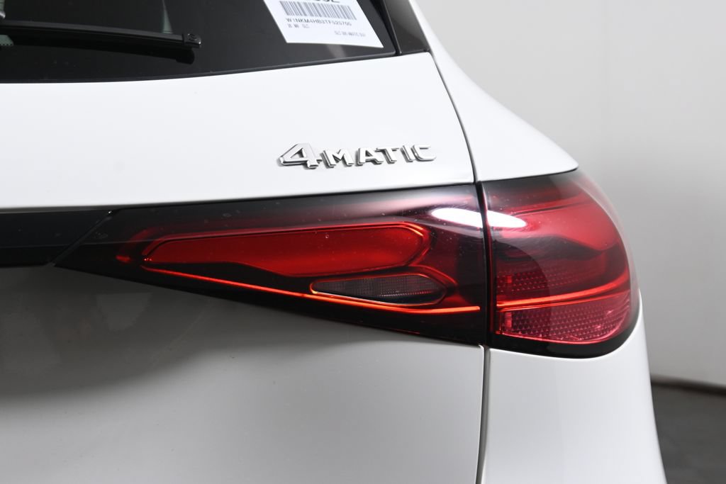 Certified 2026 Mercedes-Benz GLC 300 4MATIC image 13