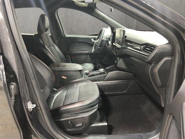 Used 2023 Ford Escape ST-Line Elite image 19