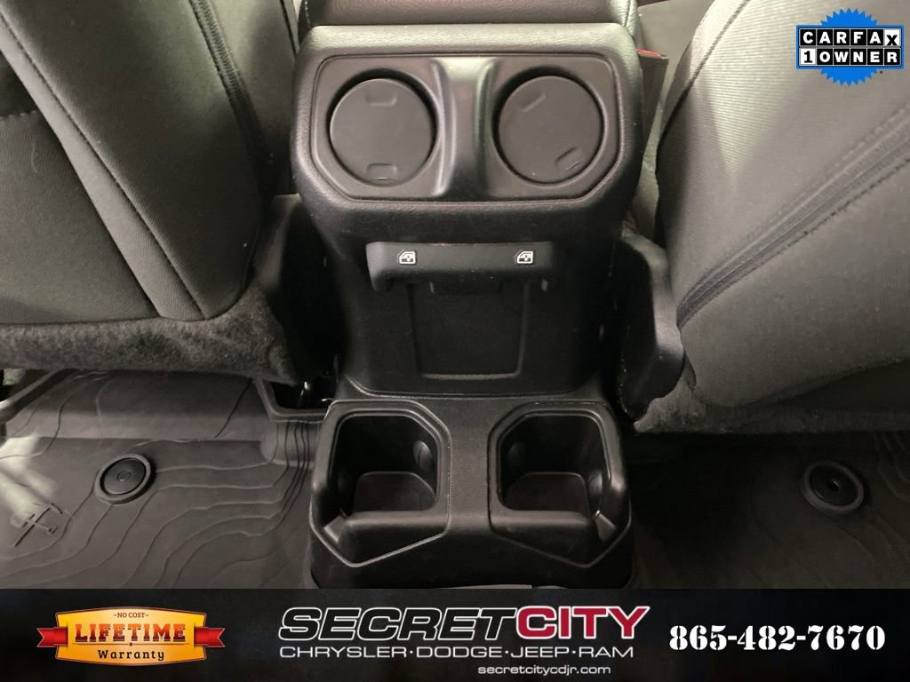 Used 2022 Jeep Wrangler Unlimited Sport image 24