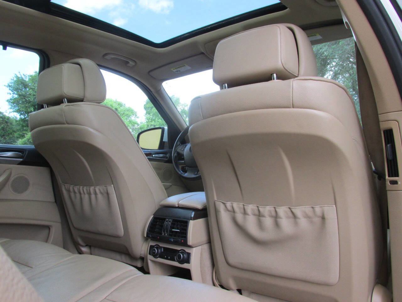 Used 2010 BMW X5 xDrive30i image 23