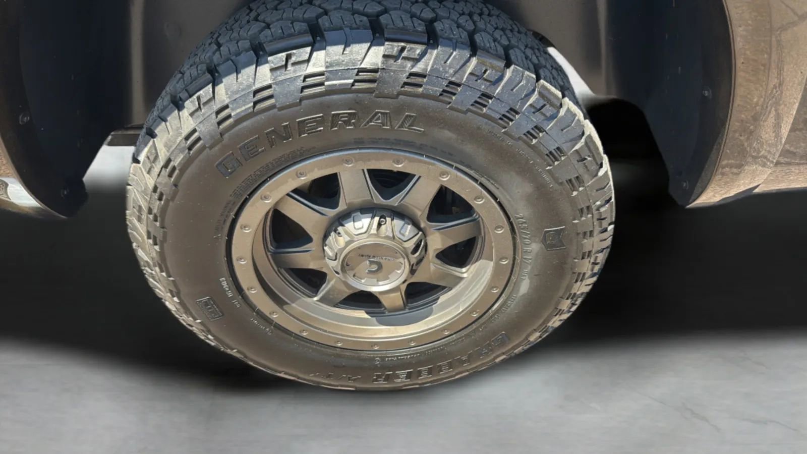 Used 2014 RAM 1500 Outdoorsman AWD/4WD image 35