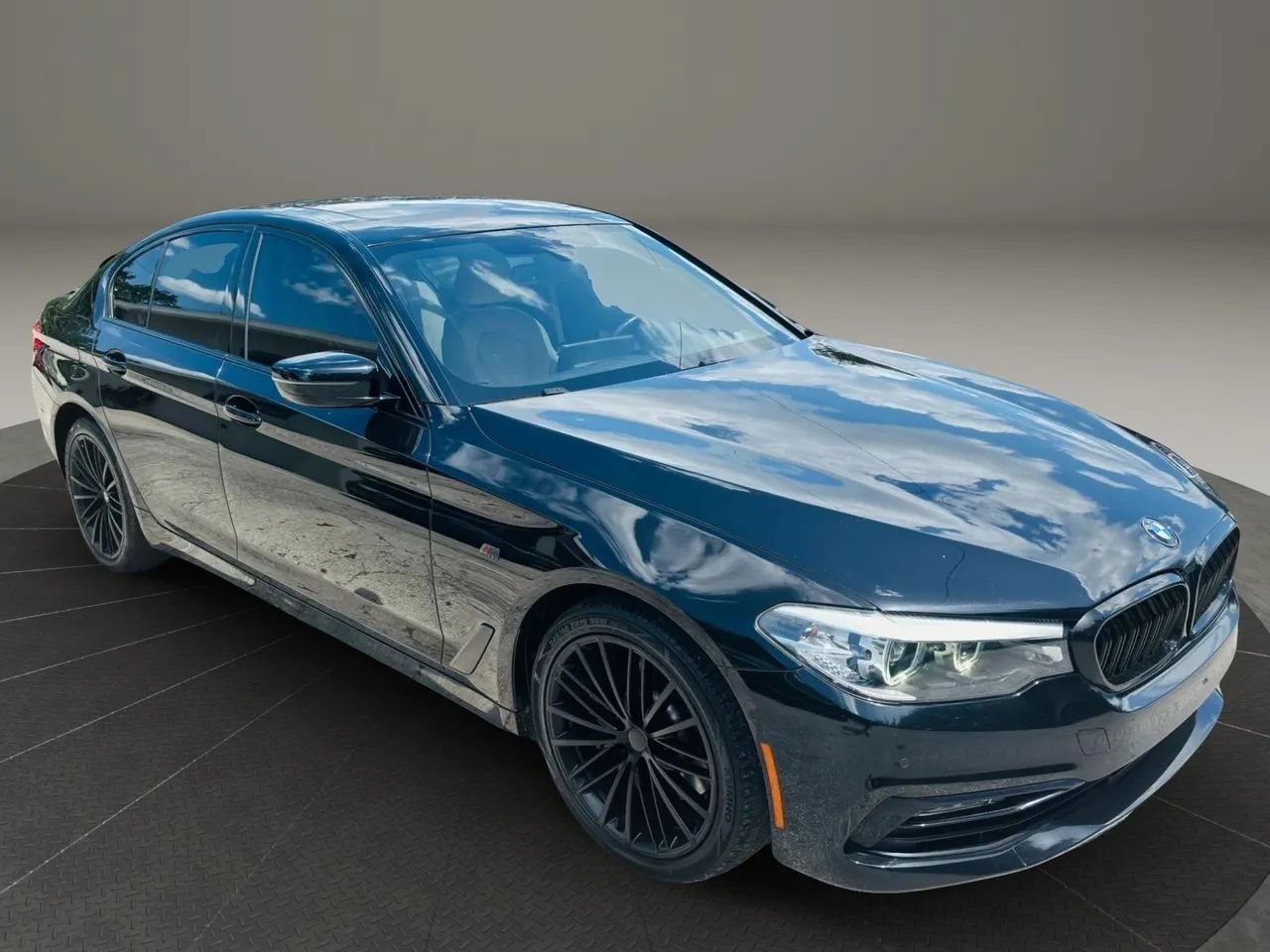 Used 2017 BMW 530i RWD image 7