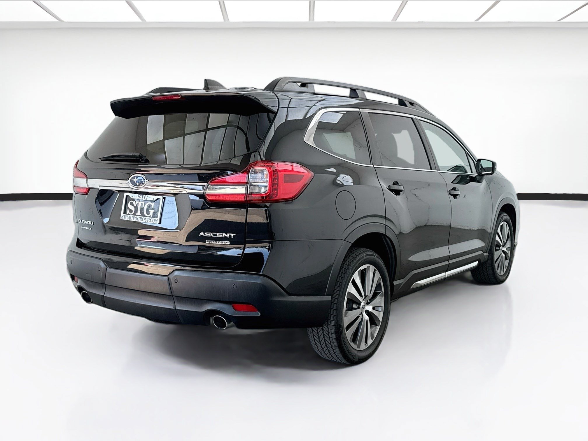 Used 2022 Subaru Ascent Limited AWD/4WD image 4