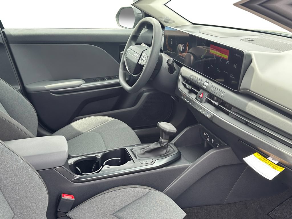 New 2026 Kia K4 FWD image 5
