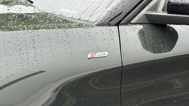 Used 2023 Ford Explorer ST-Line w/ Class IV Trailer Tow Package image 11