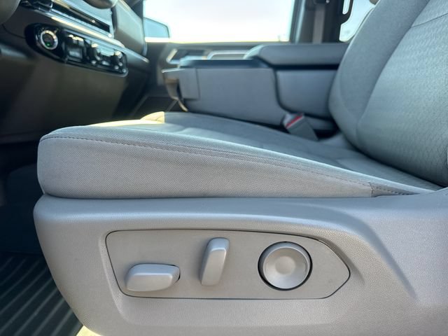 Used 2026 Chevrolet Silverado 1500 LT AWD/4WD image 14