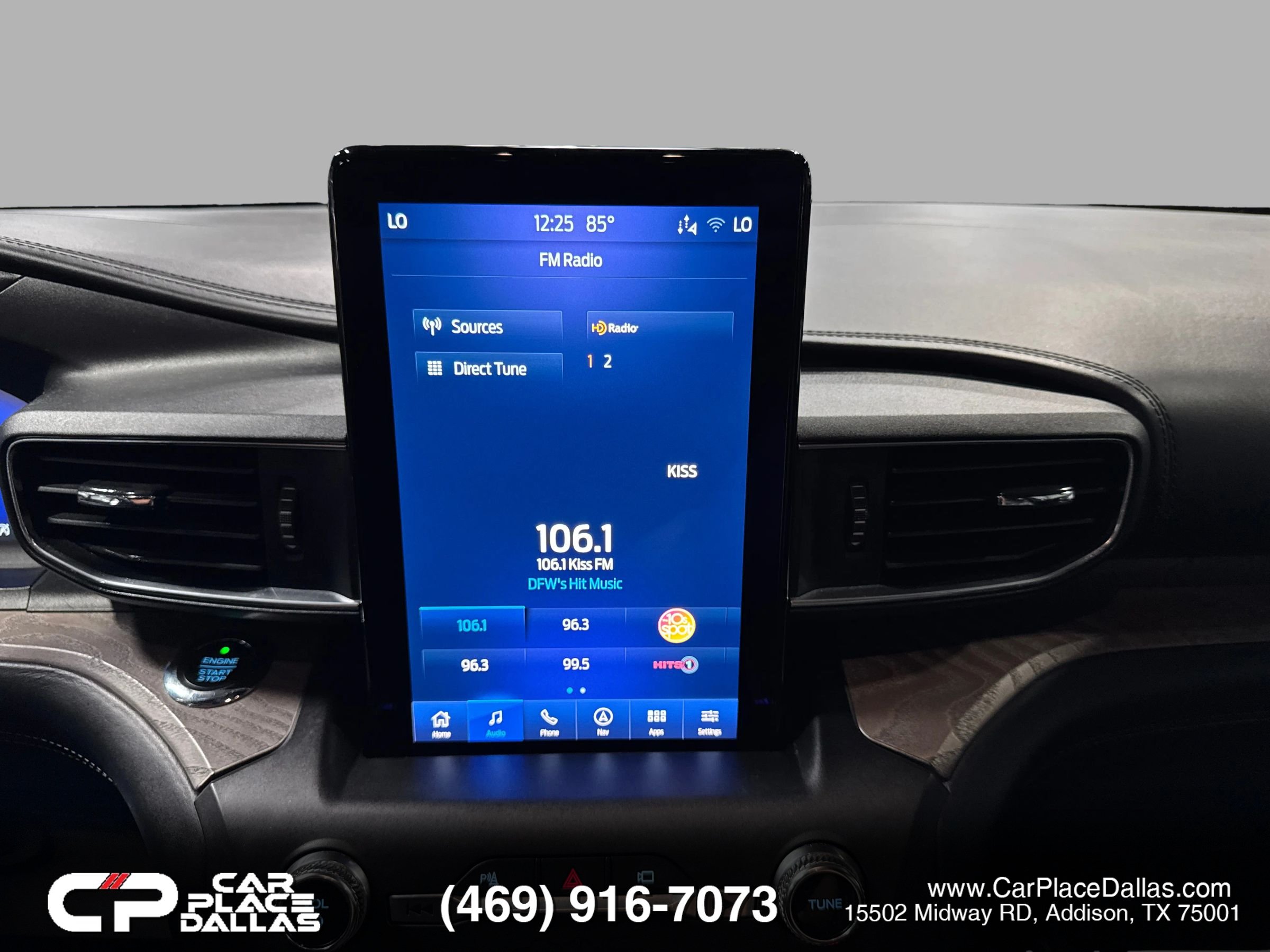 Used 2020 Ford Explorer Platinum w/ Premium Technology Package AWD/4WD image 34