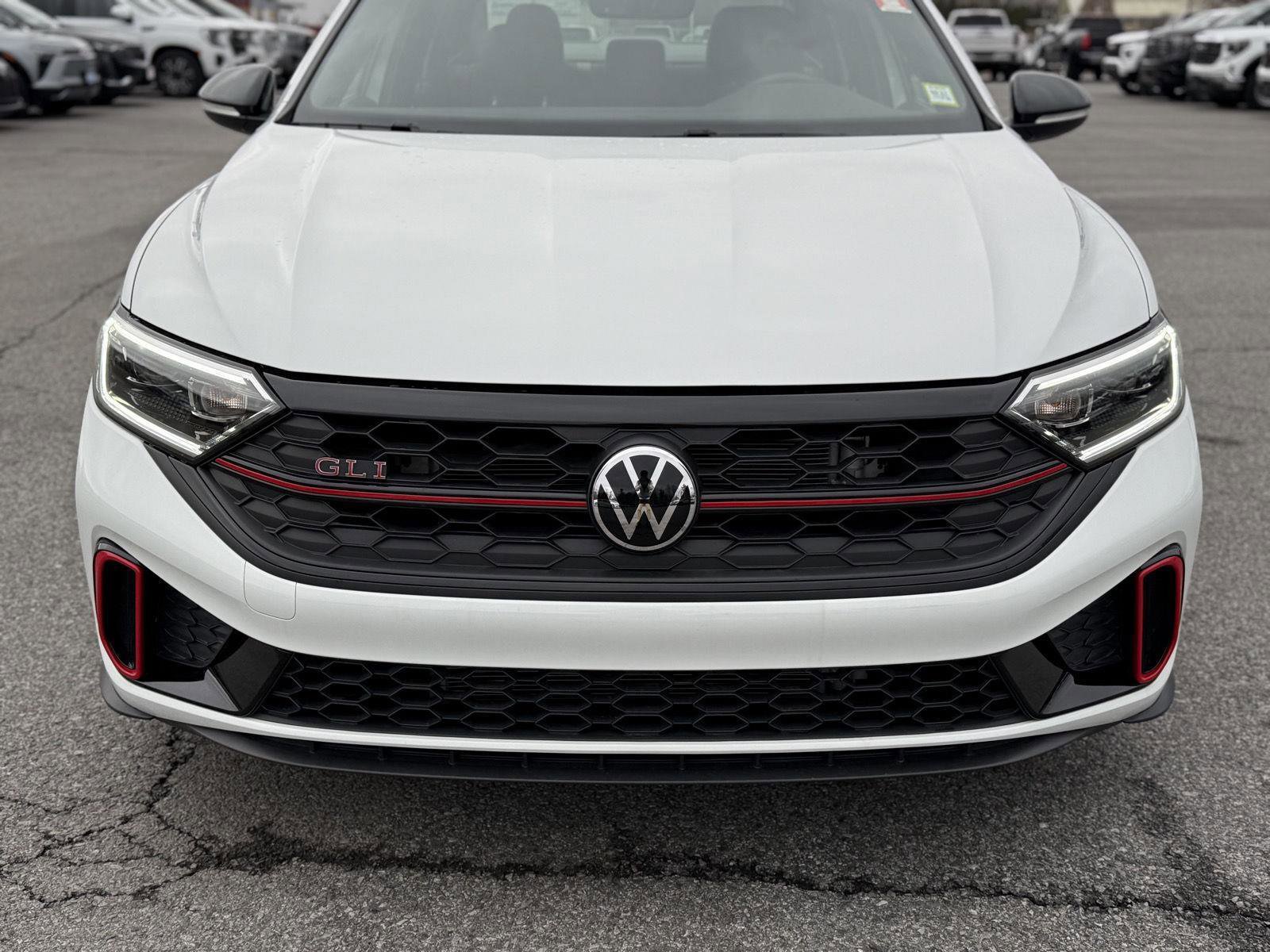 Used 2024 Volkswagen Jetta GLI 40th Anniversary Edition image 2