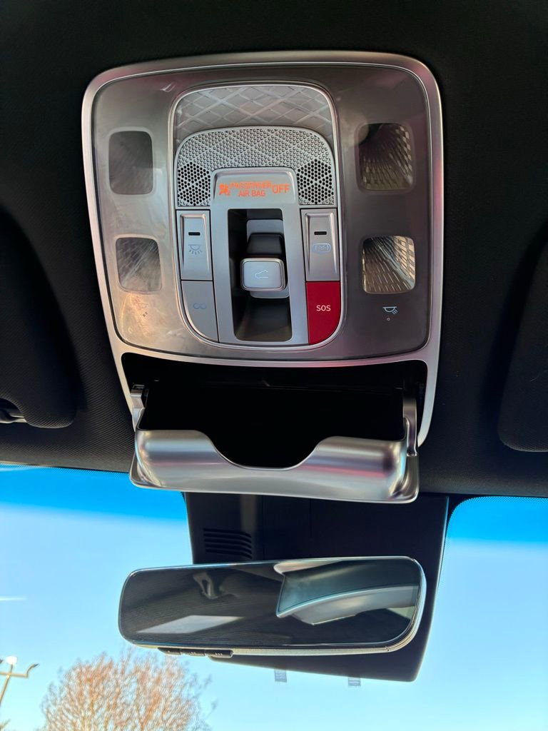 Used 2025 Genesis GV70 3.5T Sport image 42