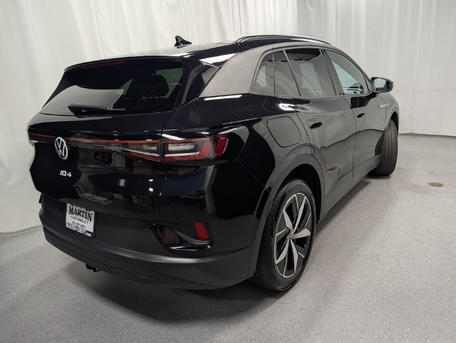Used 2024 Volkswagen ID.4 Pro S AWD/4WD image 4