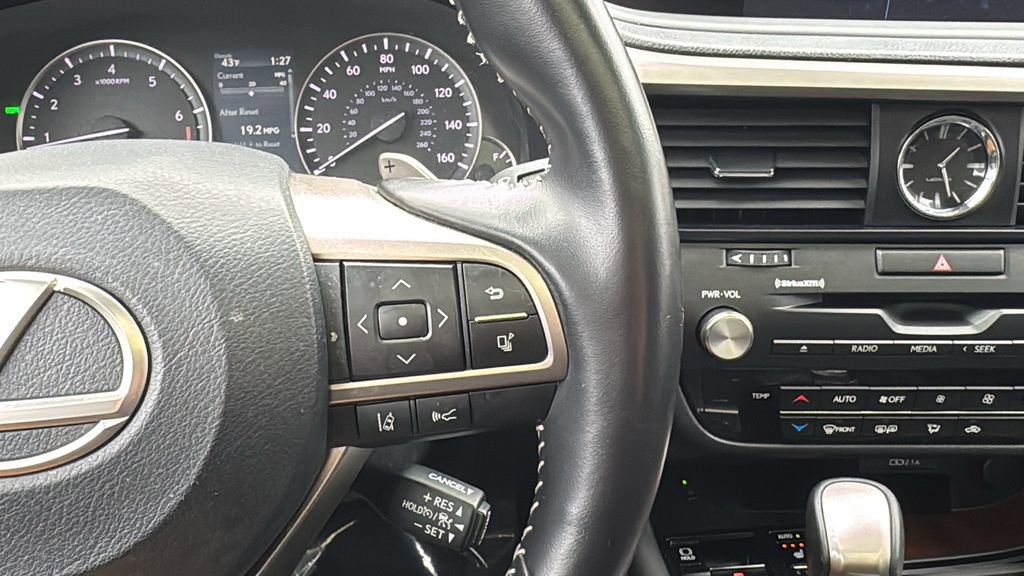 Used 2022 Lexus RX 350L 350L image 23