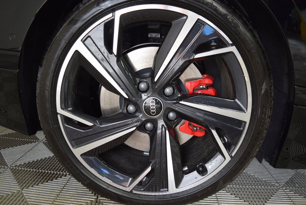 New 2025 Audi S6 e-tron Prestige image 11