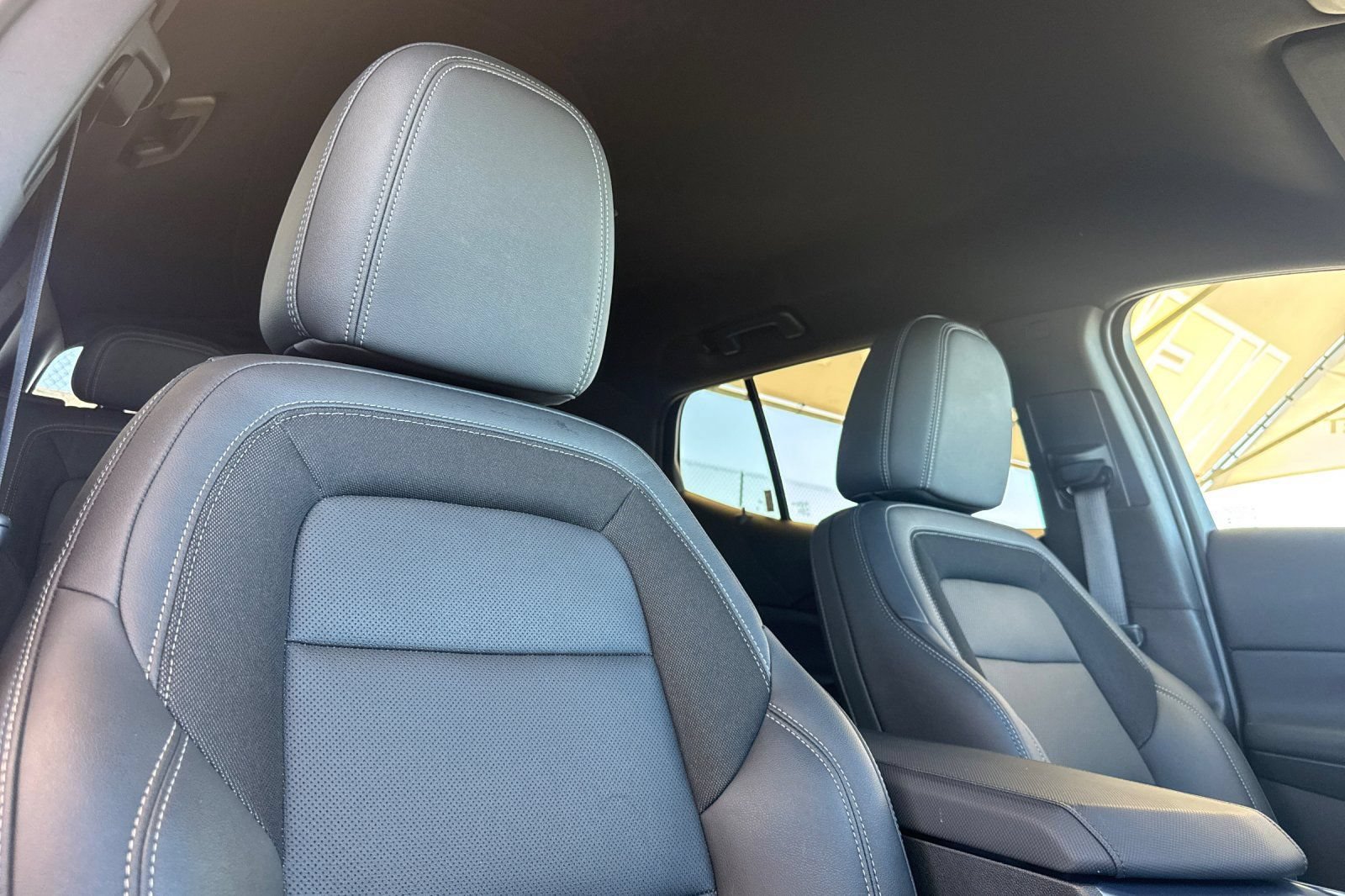 Used 2024 Chevrolet Equinox EV LT FWD image 17