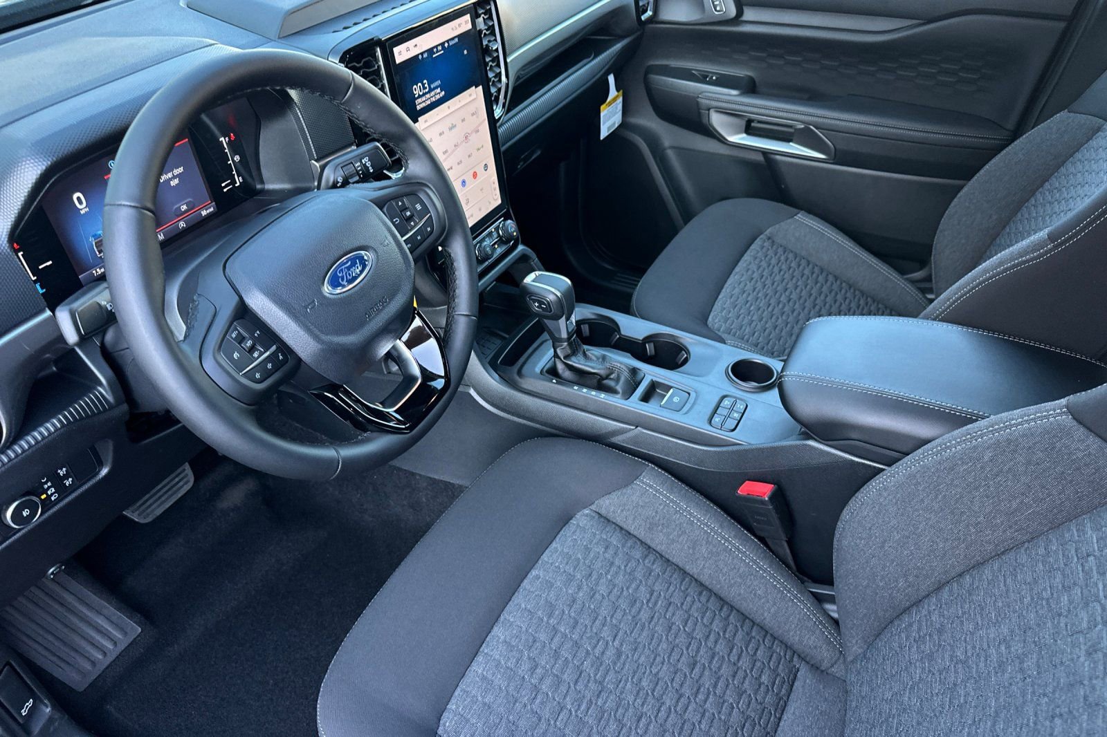 New 2025 Ford Ranger XLT w/ Equipment Group 301A High RWD image 9