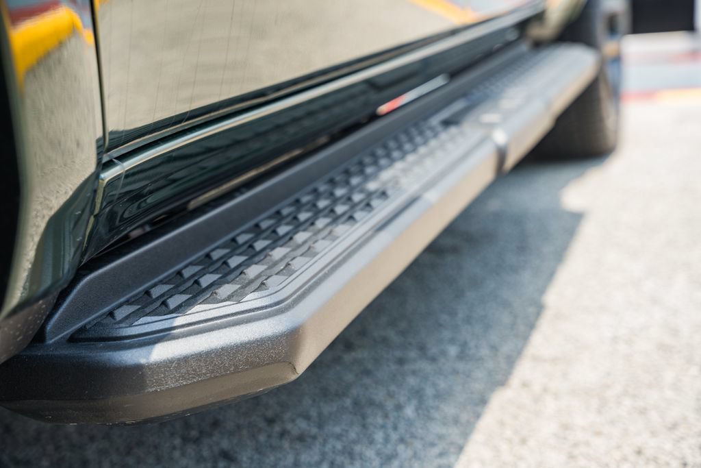 New 2026 RAM 1500 Laramie AWD/4WD image 19