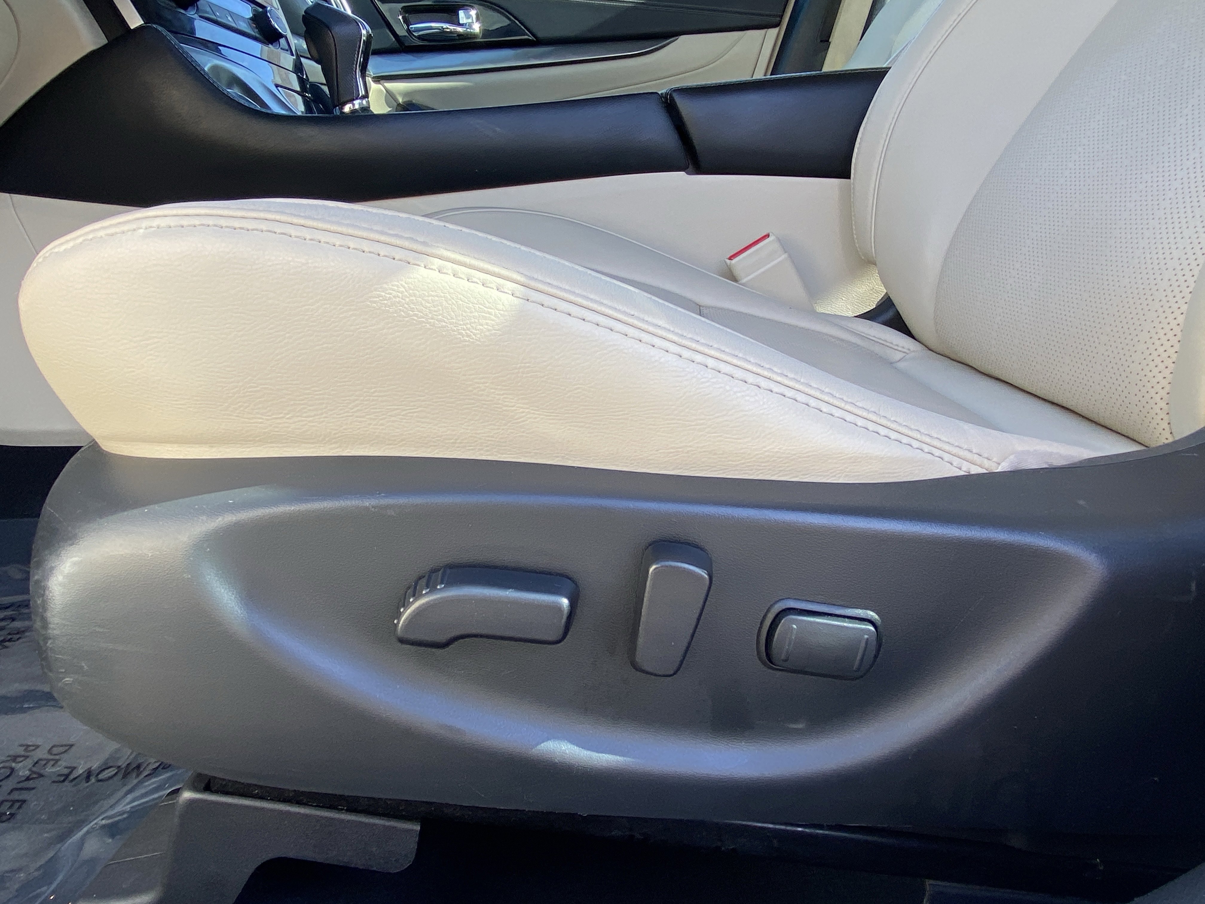 Used 2023 Nissan Maxima SV w/ Floor Mat Group FWD image 15